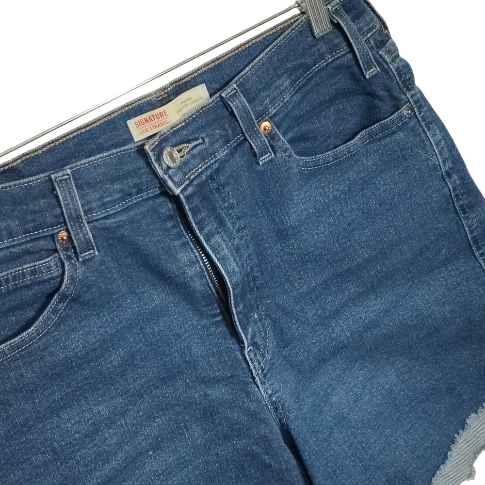 Signature by Levi Strauss & Co Heritage HighRise Denim Shorts Frayed Hem Size 14
